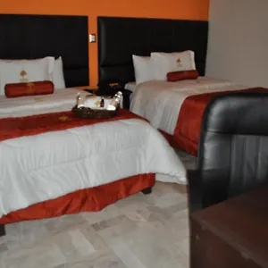 https://the-lit-13.hotels-in-queretaro.com